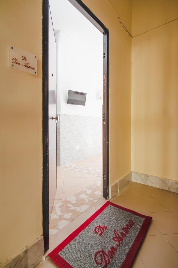 Da Don Antonio Apartment เนเปิลส์ ภายนอก รูปภาพ